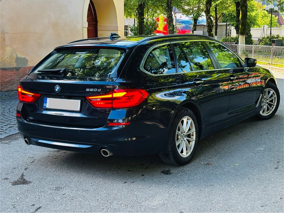 2018 BMW 520d Edition Luxury Line / Variante