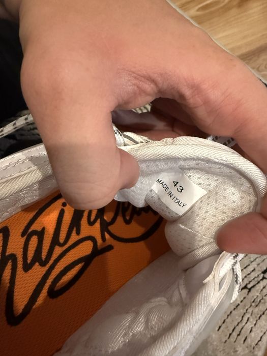 adidasi versace chain reaction