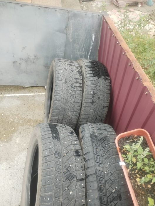 Зимние шины 215×60×16