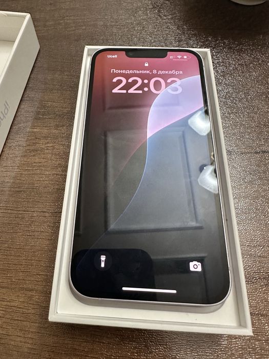 Срочна айфон 14 сотилади.