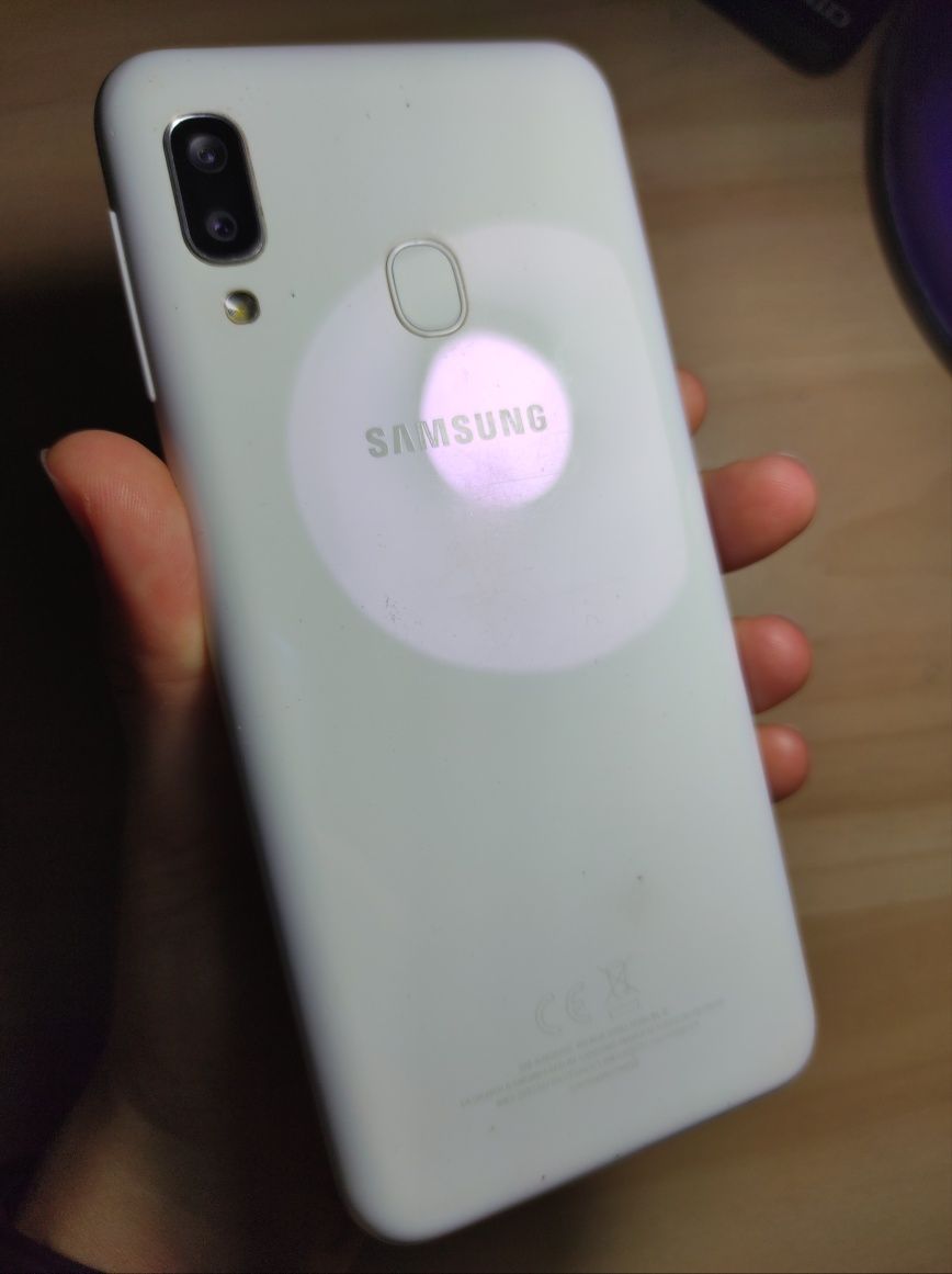Samsung A20e 32gb