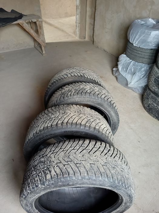 Продам шины Нокиан хакеппелита