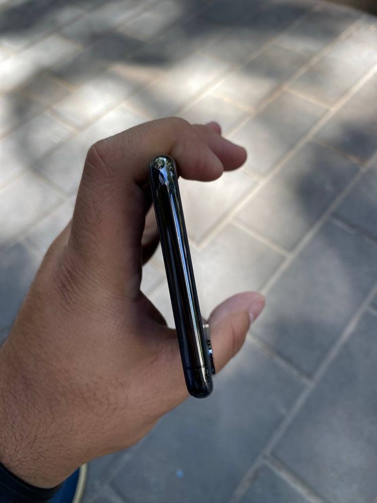 Iphone XsMax sotiladi 64 gb SROCHNA!!!