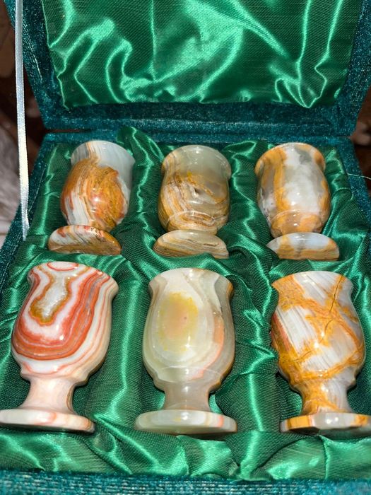 Set pahare din onix naturale, marmura onix, lucrate manual in cutie