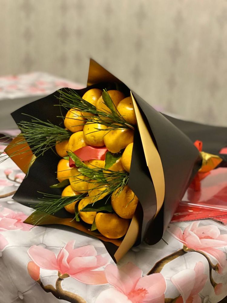 Mandarin buket trenddagi mandarinli bulet
