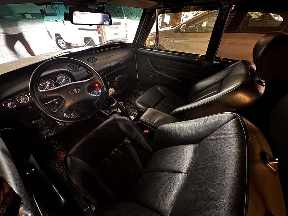 Жигули ВАЗ-2106  ( LADA )