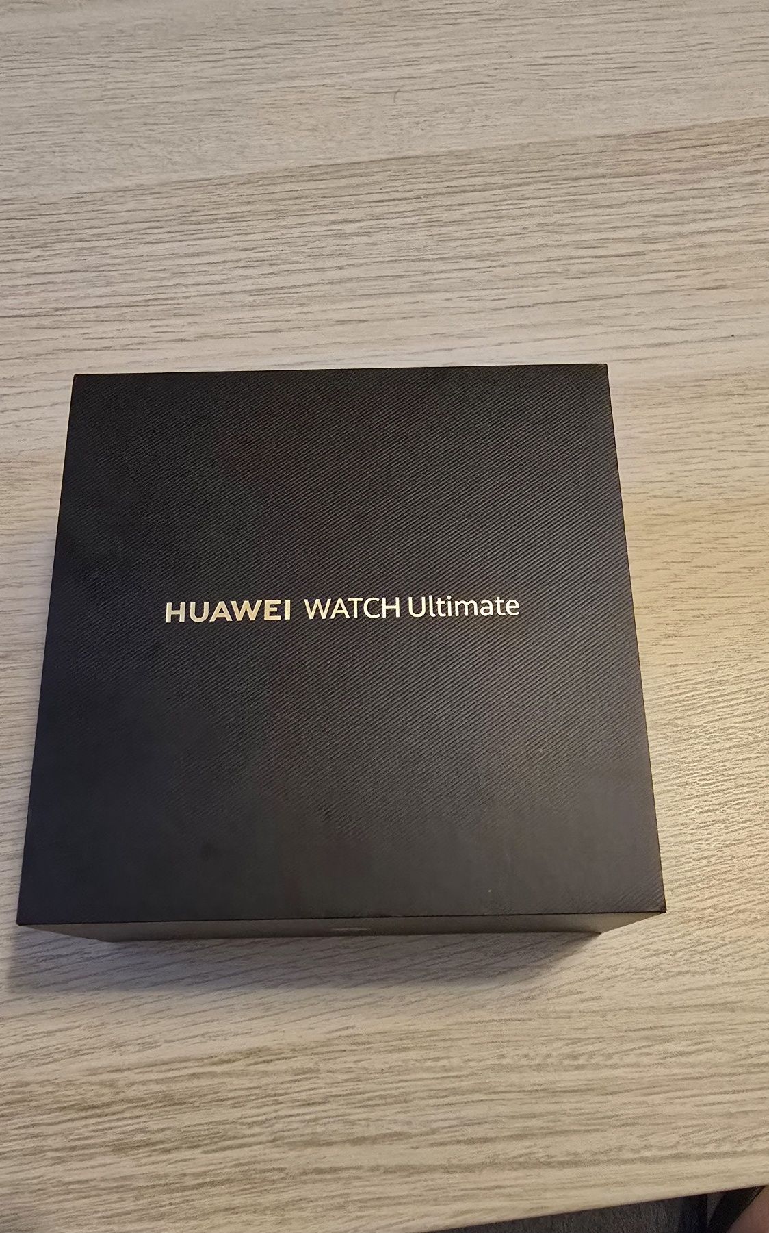 Смарт часовник Huawei Watch Ultimate