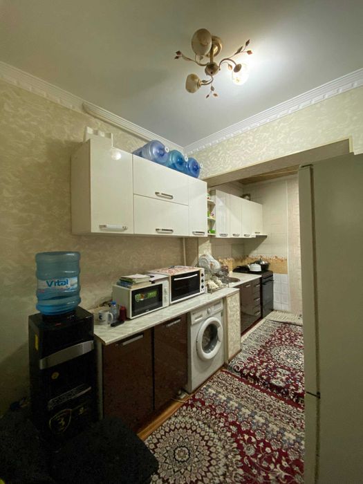 Медгородок 3/3/4 квадратура 70 м2 Ориентир Базарчик хороший ремонт