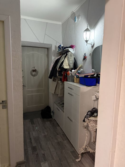 Продаётся 2х комнатная квартира на Бадамзаре