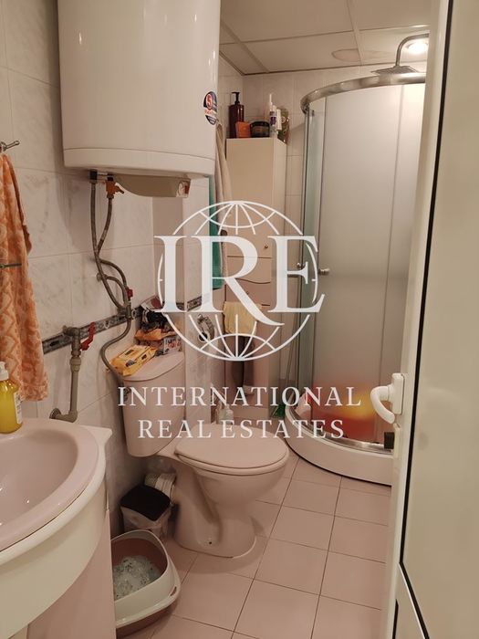 Продава се Двустаен апартамент в Варна, Колхозен пазар - 85 кв.м за 2224 €/кв.м - Снимка #4