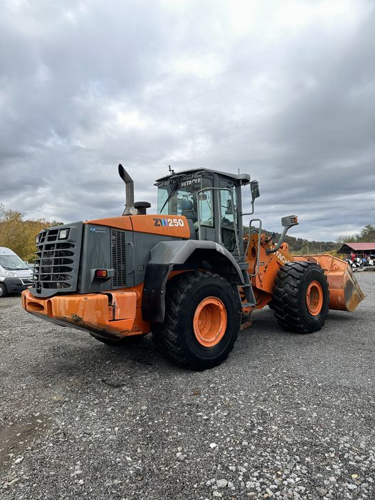 Incarcator frontal/vola Hitachi Zaxis ZW250 2007/8205h/24500kg/cantar
