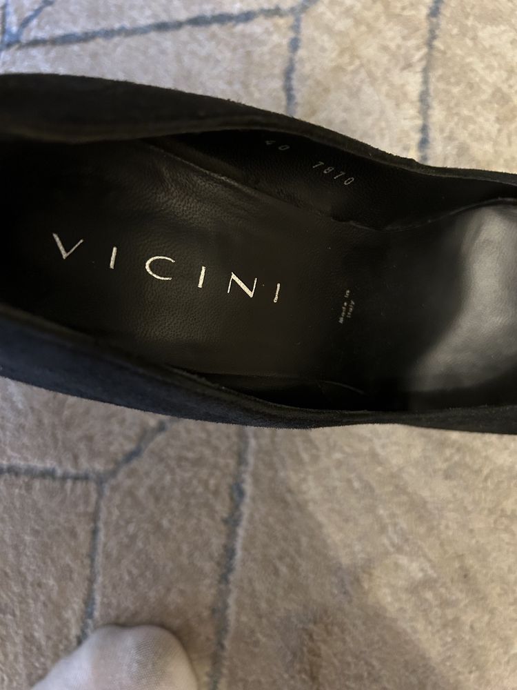 Туфли Vicini,в отличном состоянии