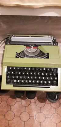 Пишеща машина много запазена