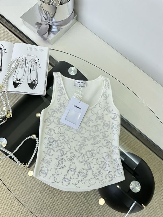 Потници Chanel, Dior, LV