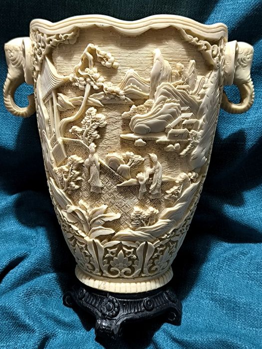 vaza deosebita Asia arta veche antichitati statuie decoratiuni