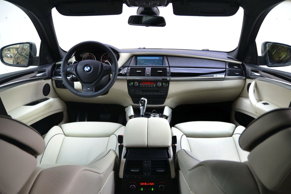 BMW X 6 // M 50 D // 381 CP // AN 2014 // INDIViDUAL. // EXTRA FULL