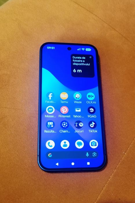 Google Pixel 10 impecabil cu 2900 ron