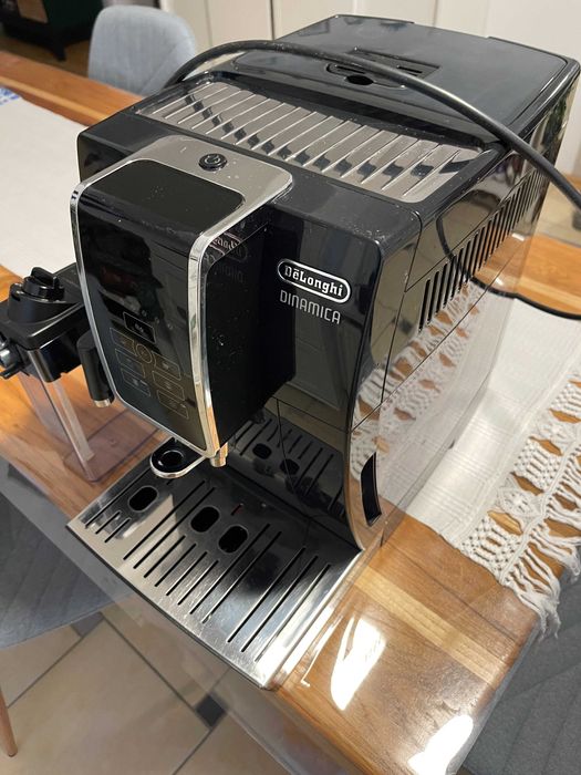 Espressor Automat Delonghi Dinamica ECAM 350.50.B 1450W 15bar Negru