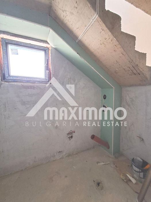 Продава се Мезонет в Варна, Централна поща - 211 кв.м за 1043 €/кв.м - Снимка #5