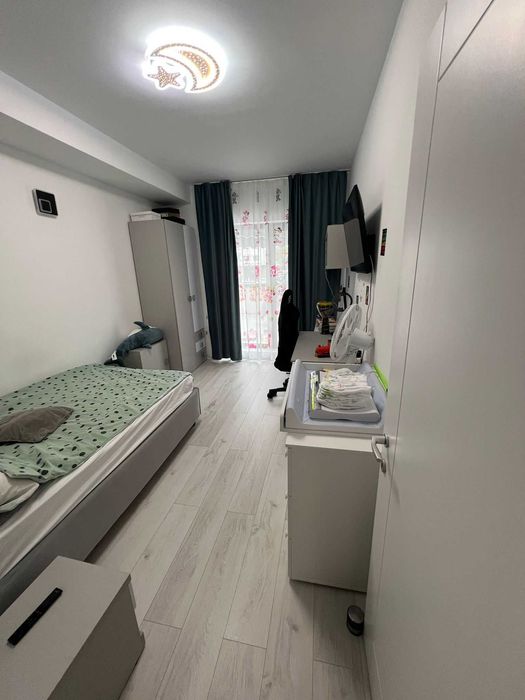Vand apartament spatios, cu loc de parca, terasa mare in complet VAMT