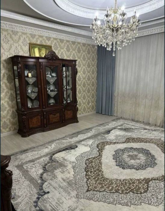 ПРОДАЕТСЯ ДОМ на Катта Хасанбай (Юнусабадский район)
Комнат: 6
Уровней