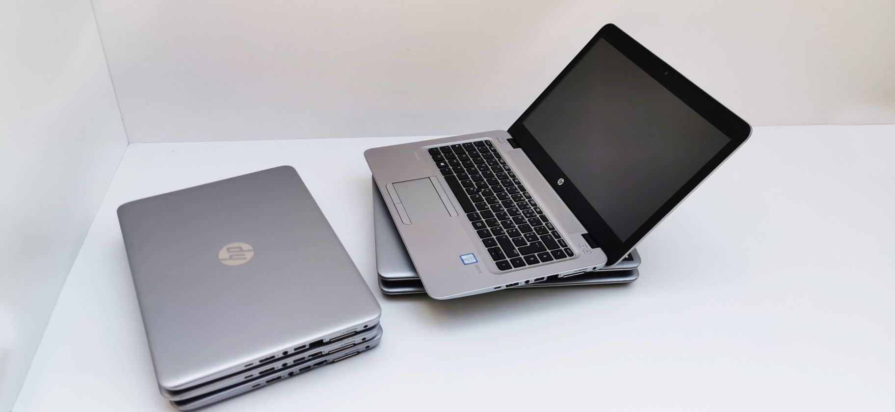 Laptopuri HP EliteBook 820 G3 i5 6200U 8 GB DDR4 256 GB SSD Intel HD