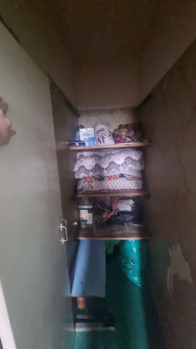 1 xona 2 xona qilingan Navoiy shahardaUY SOTILADI