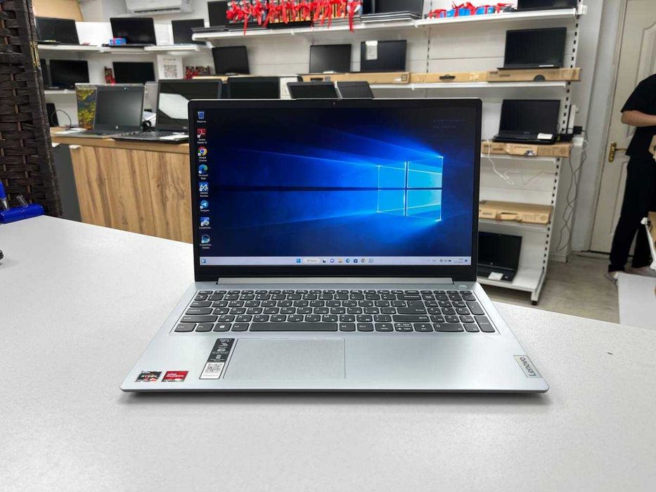 Lenovo Ryzen 7*ОЗУ 16*SSD 512*16 Ядро Идеал Хорошом состояние