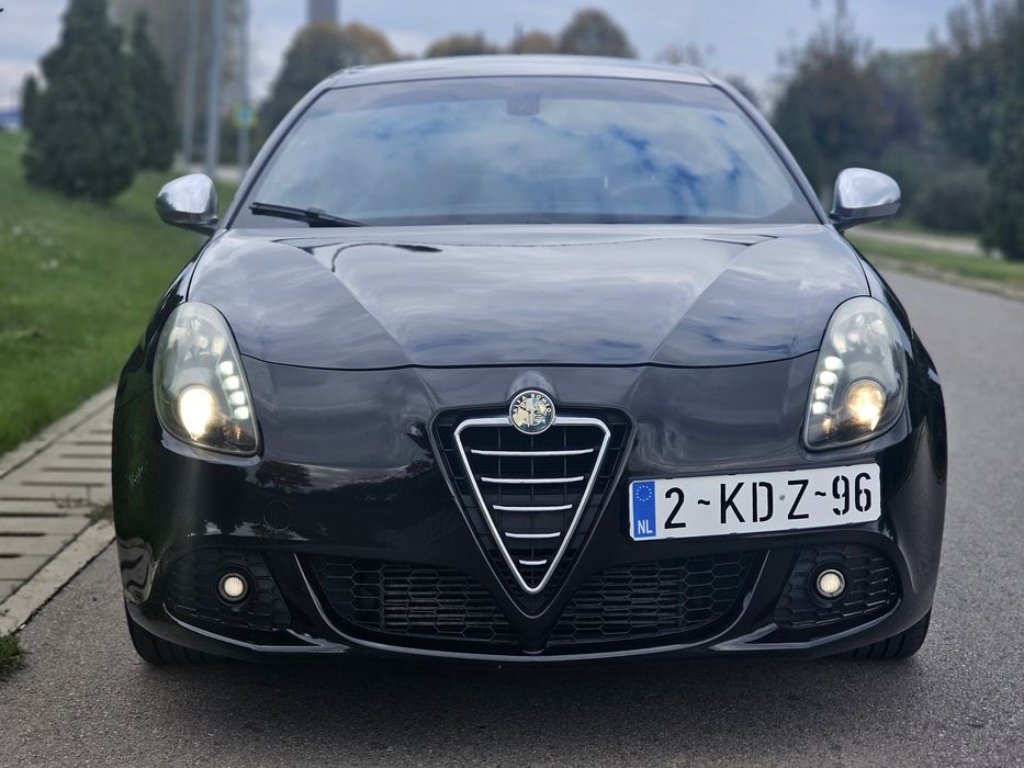 Alfa Romeo Giulietta 1.6 Jtdm / Bussiness / 2013 / Euro 5/ Navigatie