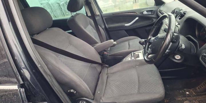 Trager / Calandru Ford Galaxy a 2-a generatie