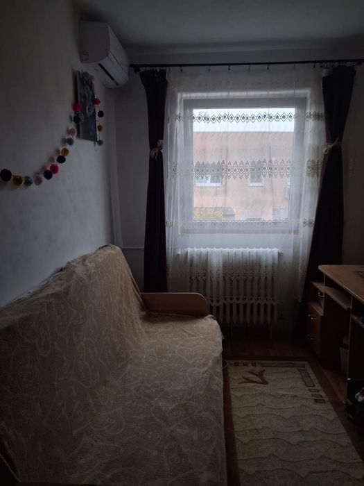 Vând Garsonieră cu 2 camere