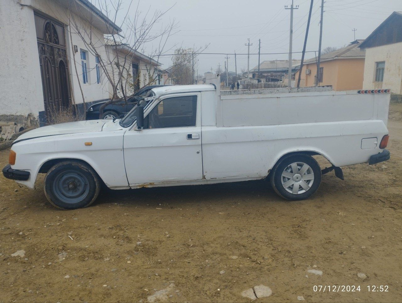 Volga pikap sotiladi