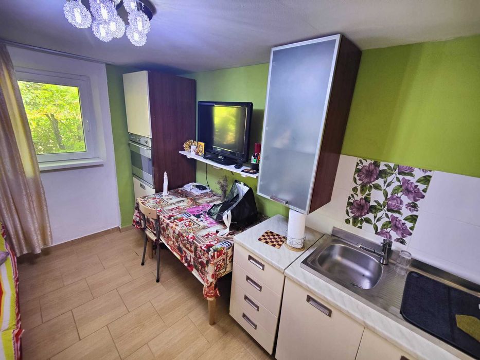 Vând proprietate cu 2 case în Comuna Mănăstirea, Călărași