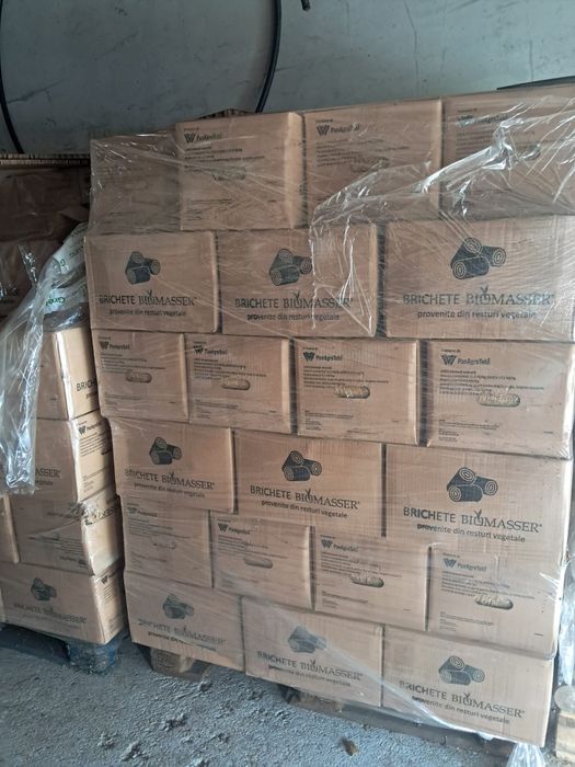 Vand brichete din biomasa