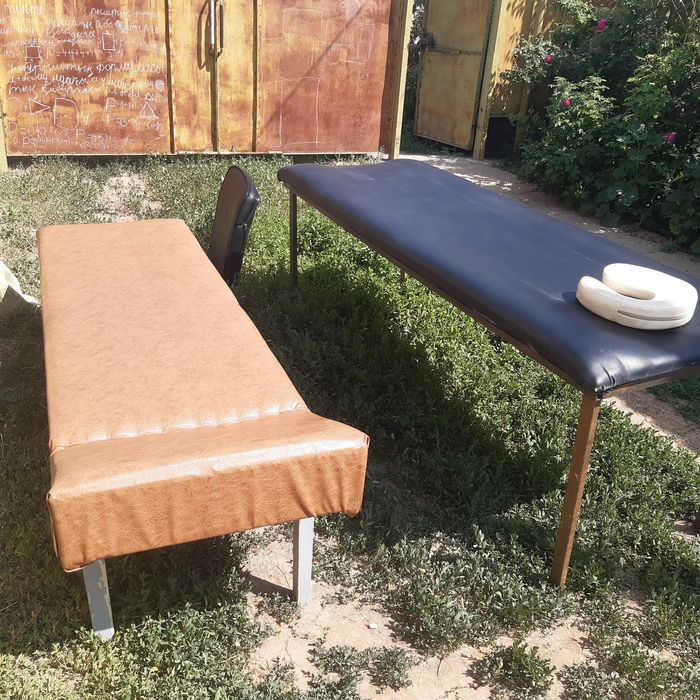 кущетка для масажа