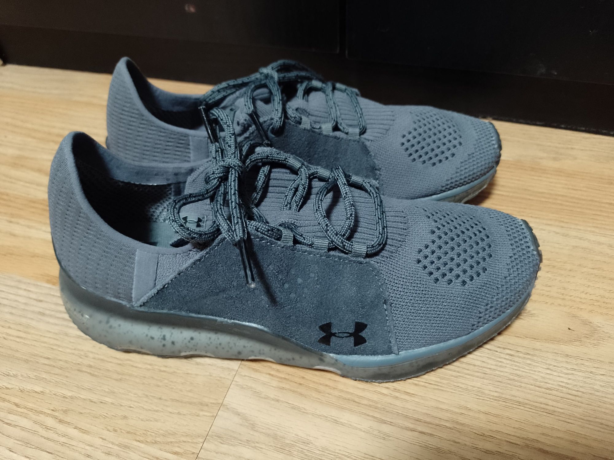 Дамски маратонки Under Armour