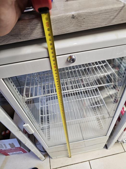 Vitrina Metro bauturi