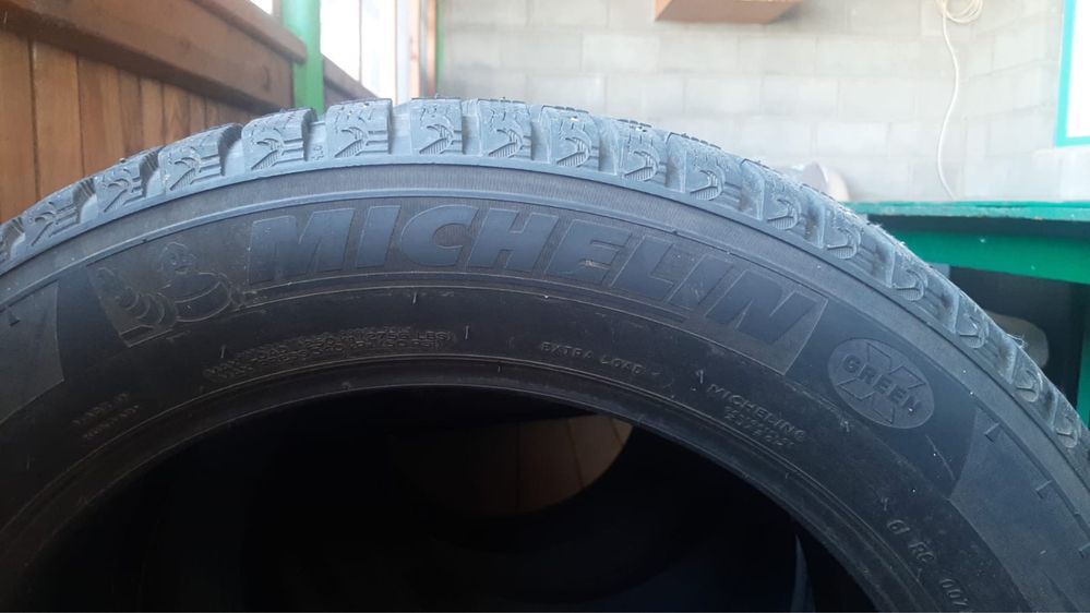 Продам резину 285/ 50 R20