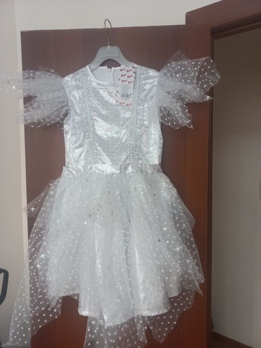 Платье снежинка для девочек. Новое