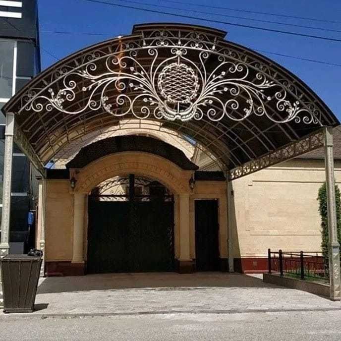 навесы для дома и промышленные металлические