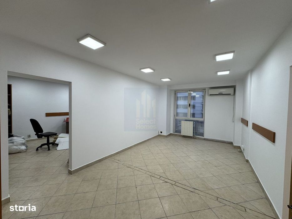 Spatiu de birouri de vanzare in zona *Natiunile Unite*