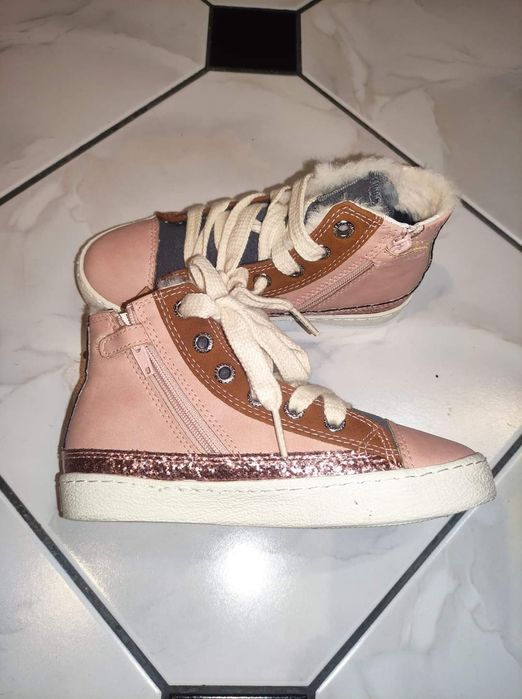 Нови обувки за момиче Gioseppo