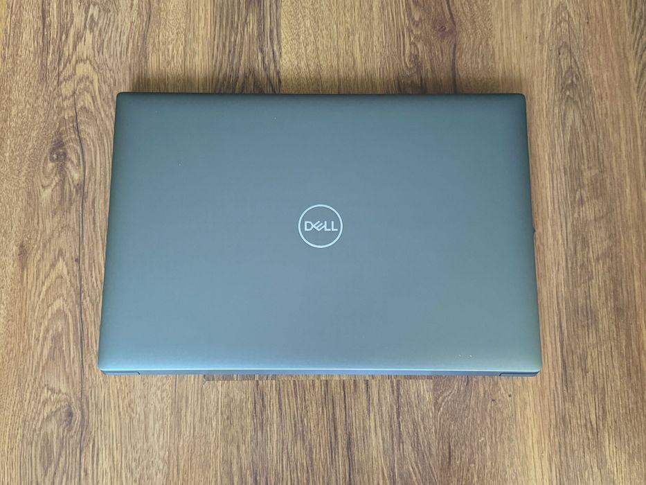 16' Ultra 7 165H DELL Precision 5690 64GB LPDDR5x/512GB/RTX 1000 Ada