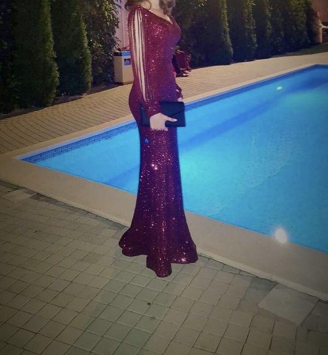 Rochie elagantă cu paiete