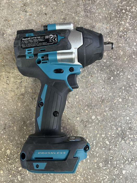 Vand corp impact Makita DTW 700