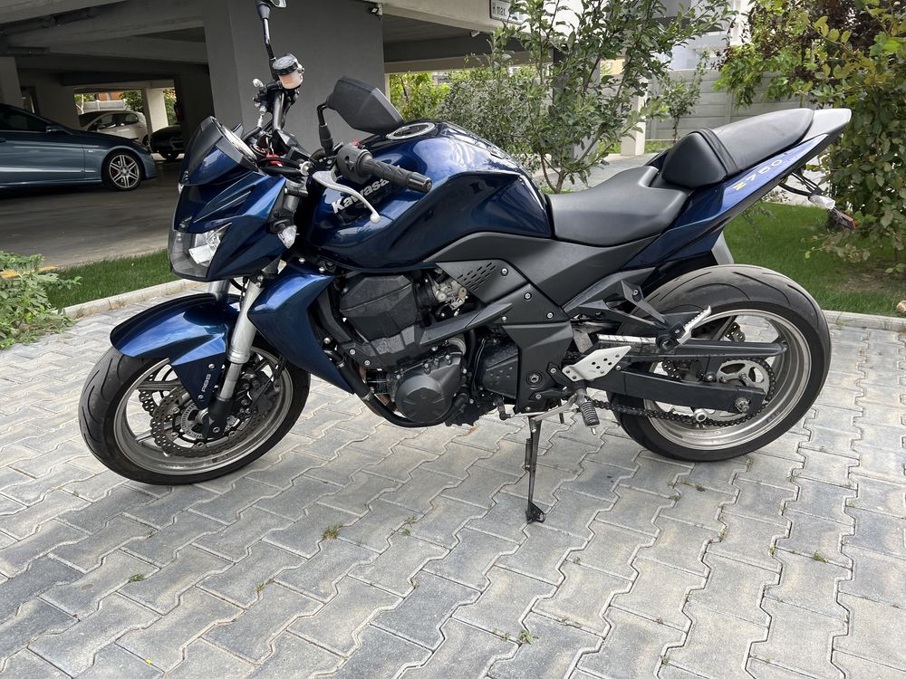 Kawasaki Z750L cu ABS
