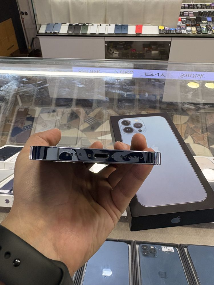 iPhone 13 Pro Max 256 gb blue