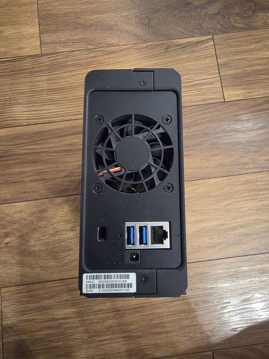 Synology DS118 + WD RED NAS 6 TB