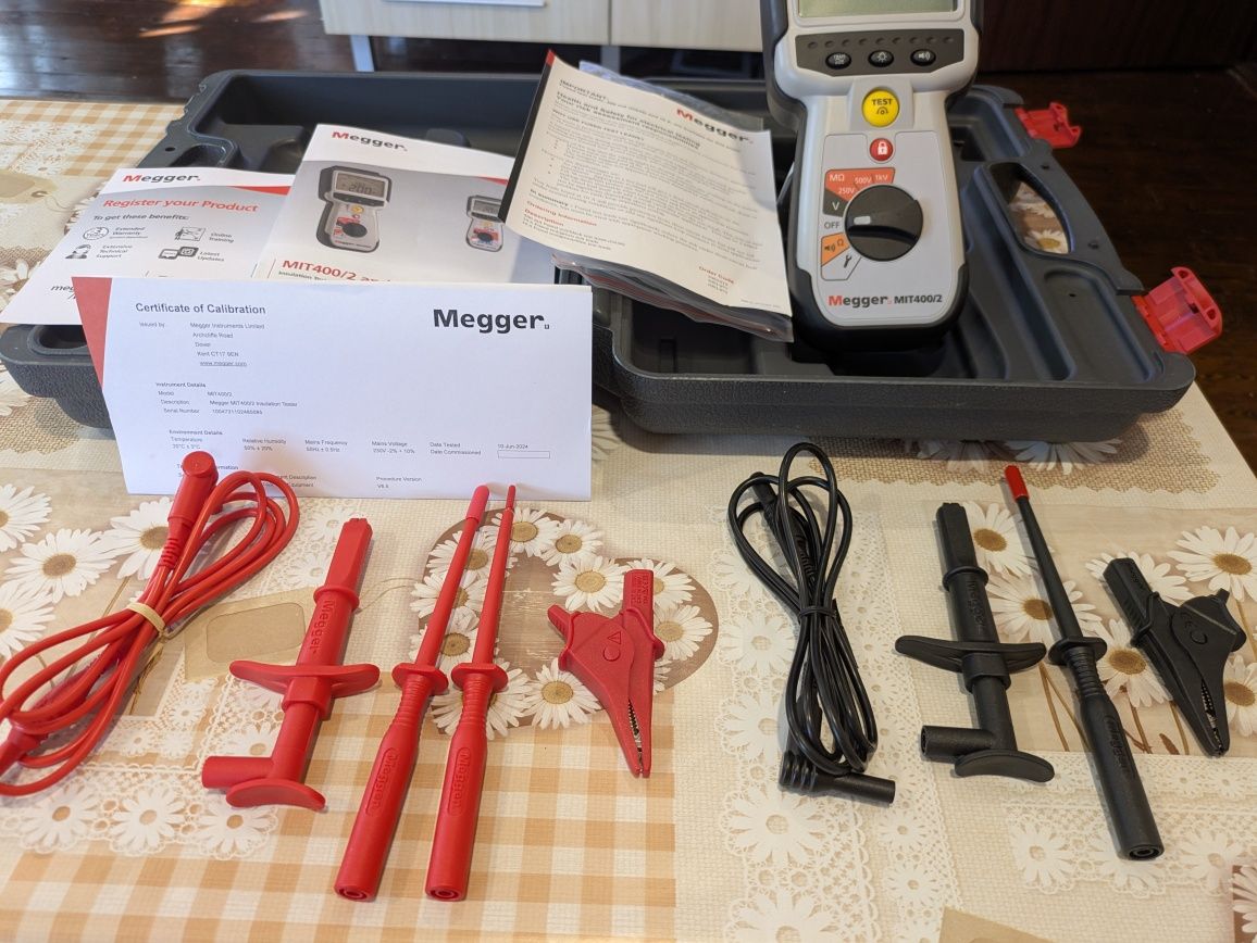 Чисто нов мегер Megger mit400/2