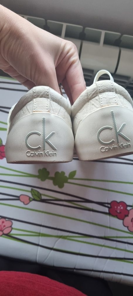 Кецове Calvin Klein